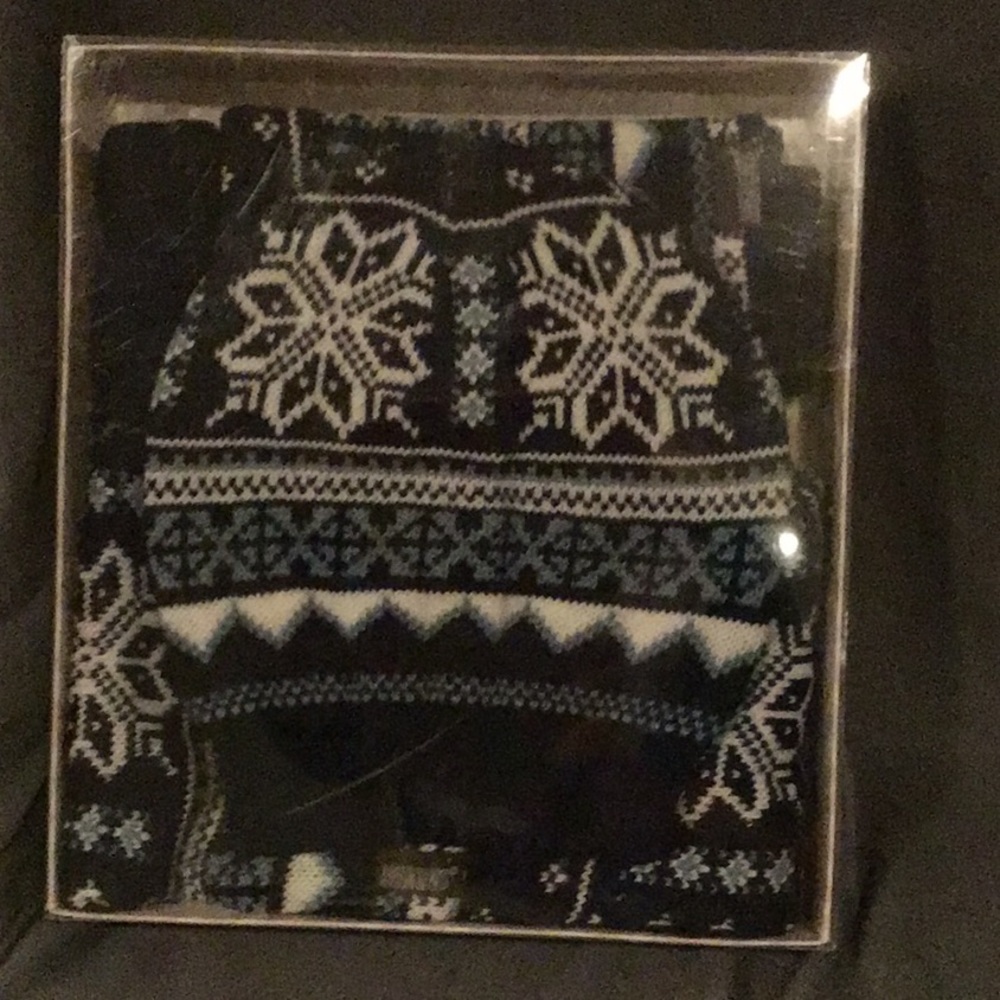 THE ORIGINAL MUK LUKS REVERSIBLE ACCESSORIES